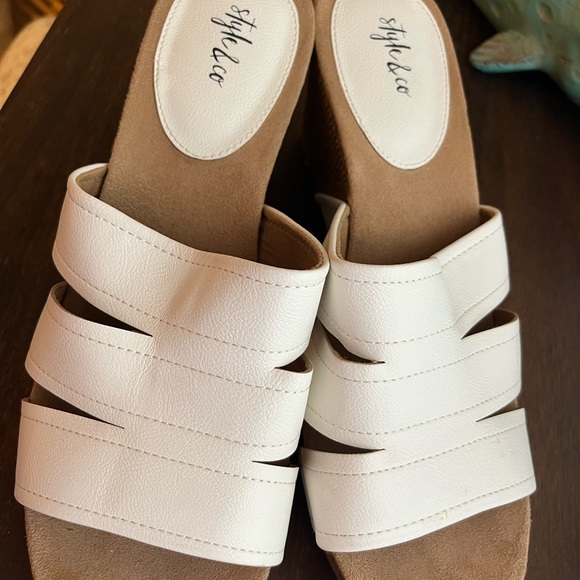 Style & Co. slide on wedges - Picture 3 of 3